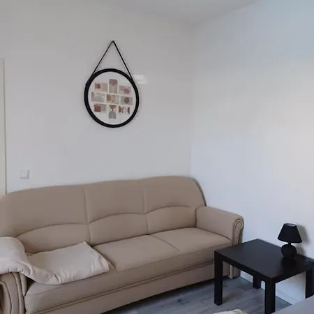 Tiny Mg Apartment Monchengladbach