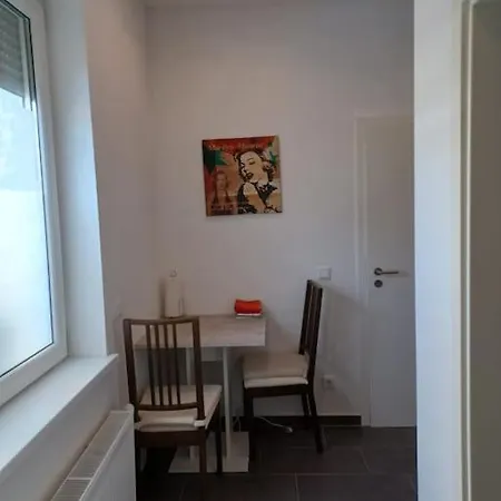 Lägenhet Tiny Mg Mönchengladbach